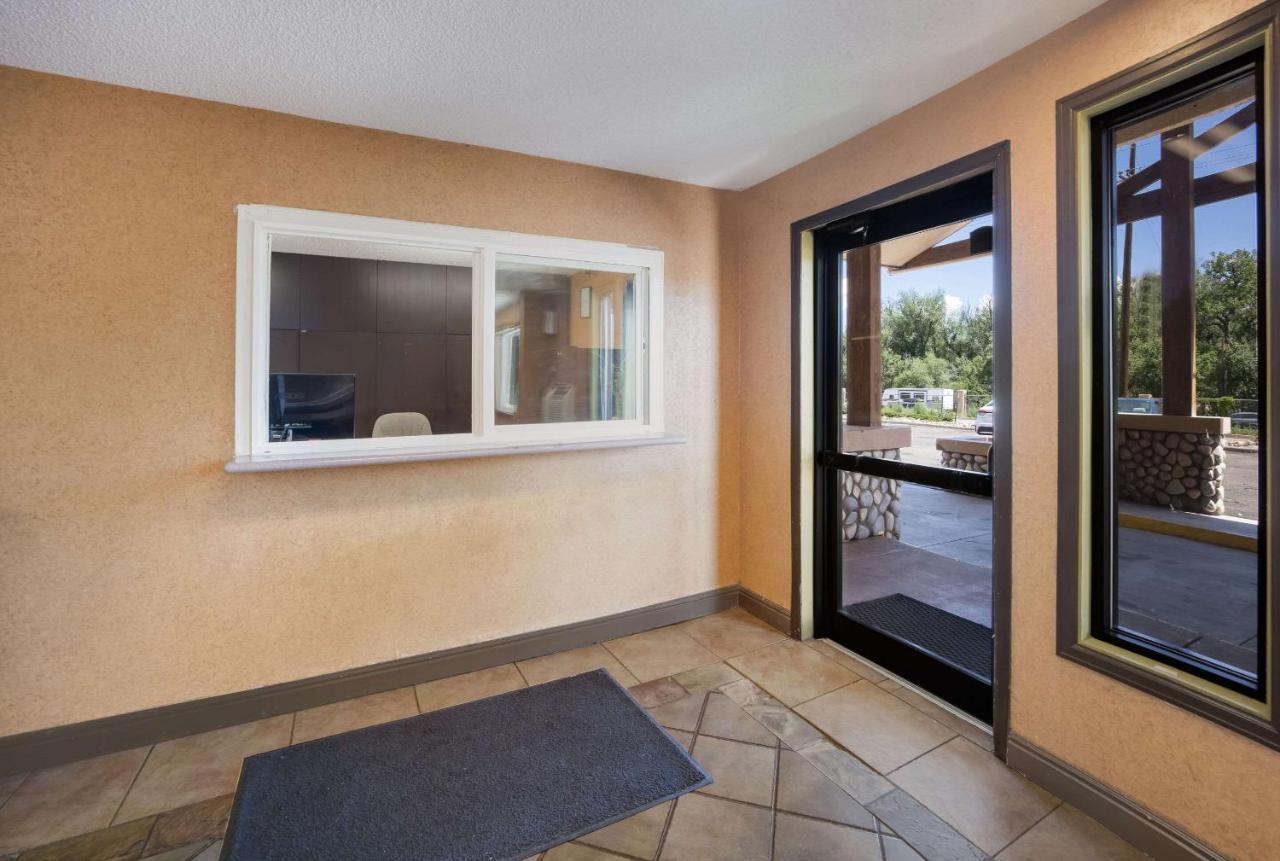 Rodeway Inn Colorado Springs Eksteriør billede